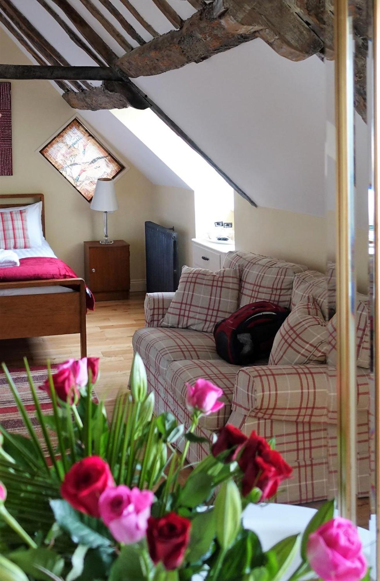 One Holyrood Hotel & Cafe Newport  Chambre photo