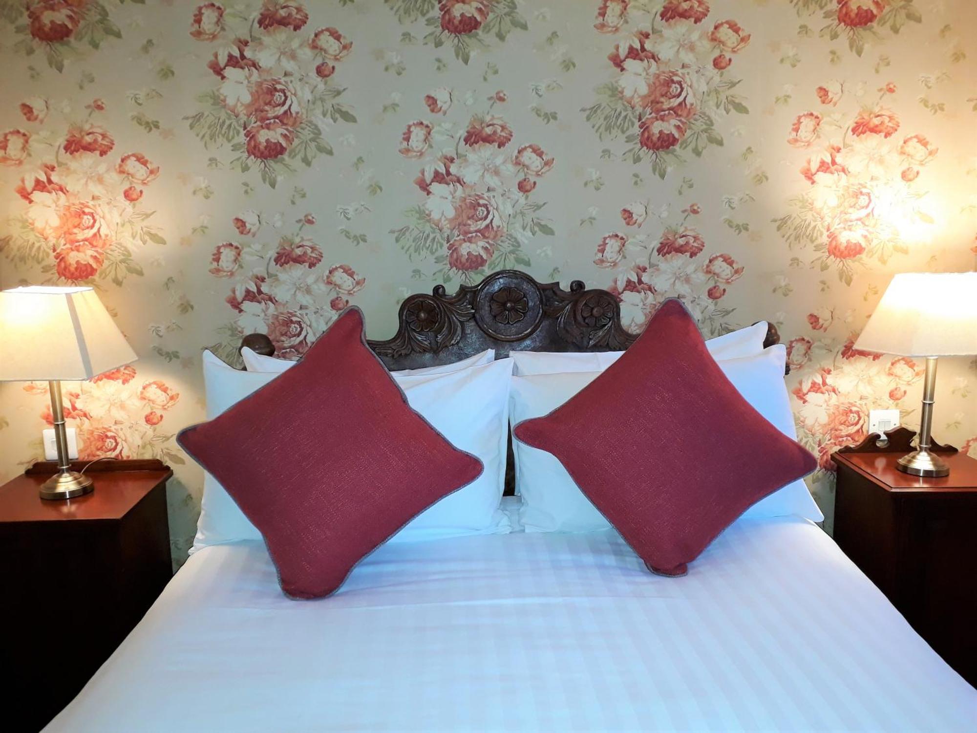 One Holyrood Hotel & Cafe Newport  Chambre photo