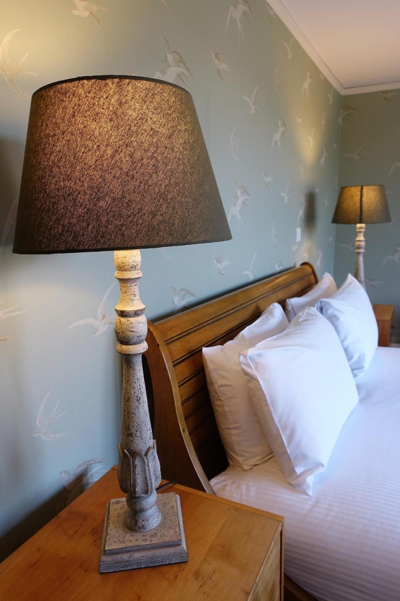 One Holyrood Hotel & Cafe Newport  Chambre photo